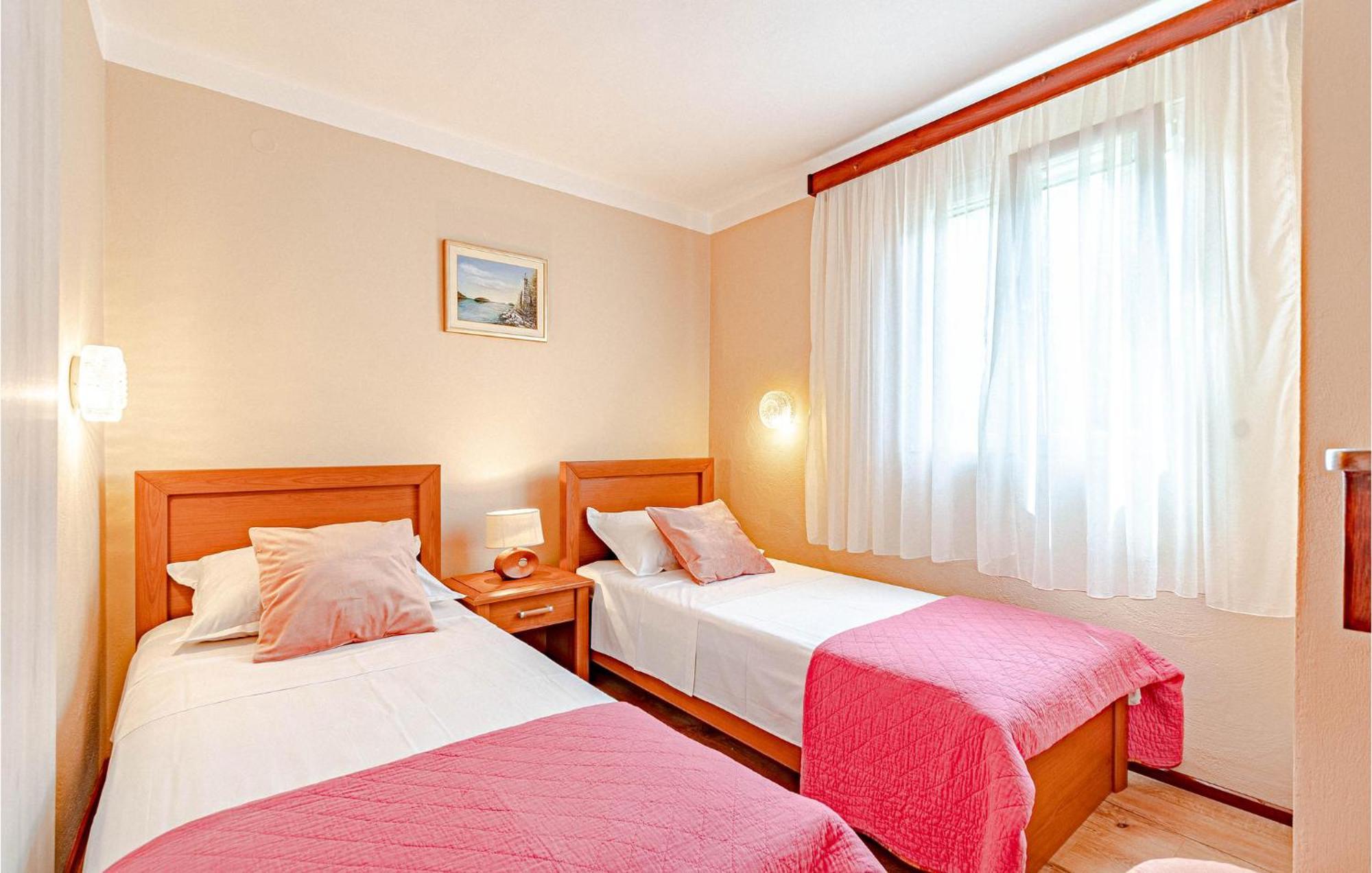 Nice Home In Tankaraca With House Sea View Vela Luka Luaran gambar