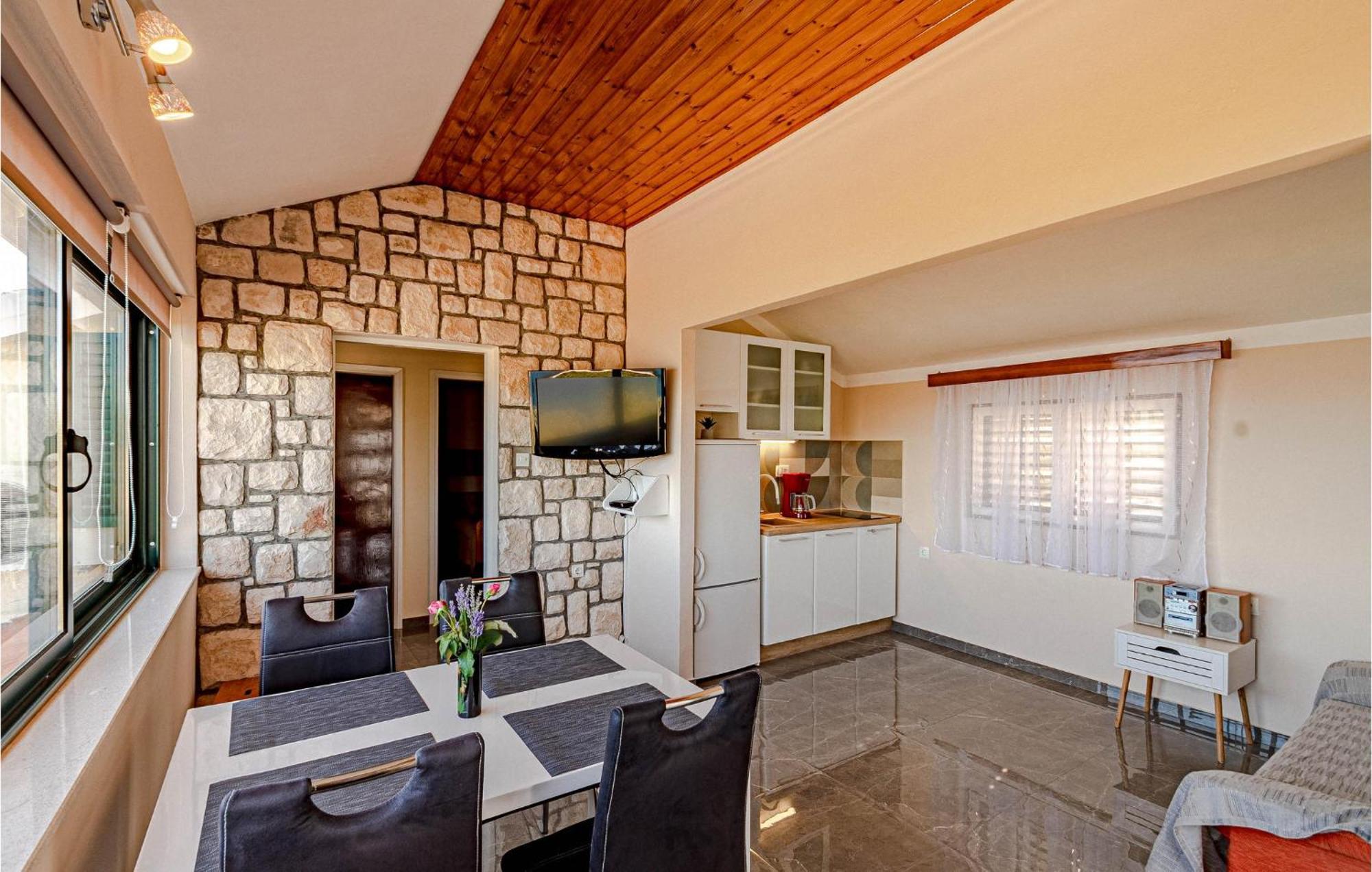 Nice Home In Tankaraca With House Sea View Vela Luka Luaran gambar